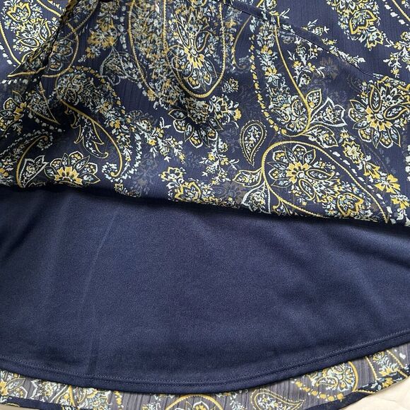 St. John's Bay Women's Blouse Navy Blue Paisley Print Size 3x New - Picture 8 of 8